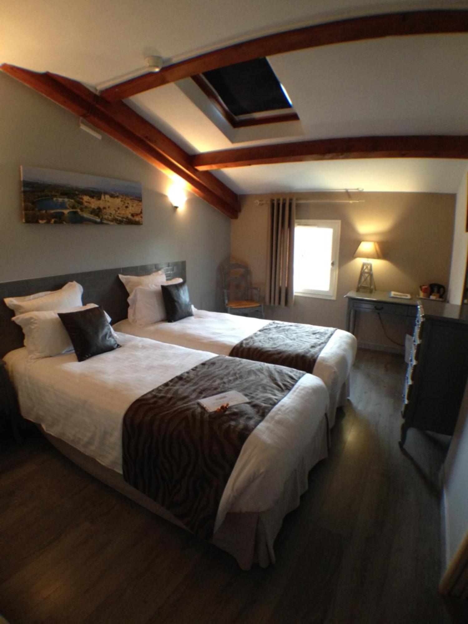 Standard Twin Room,1543580554:JPEG